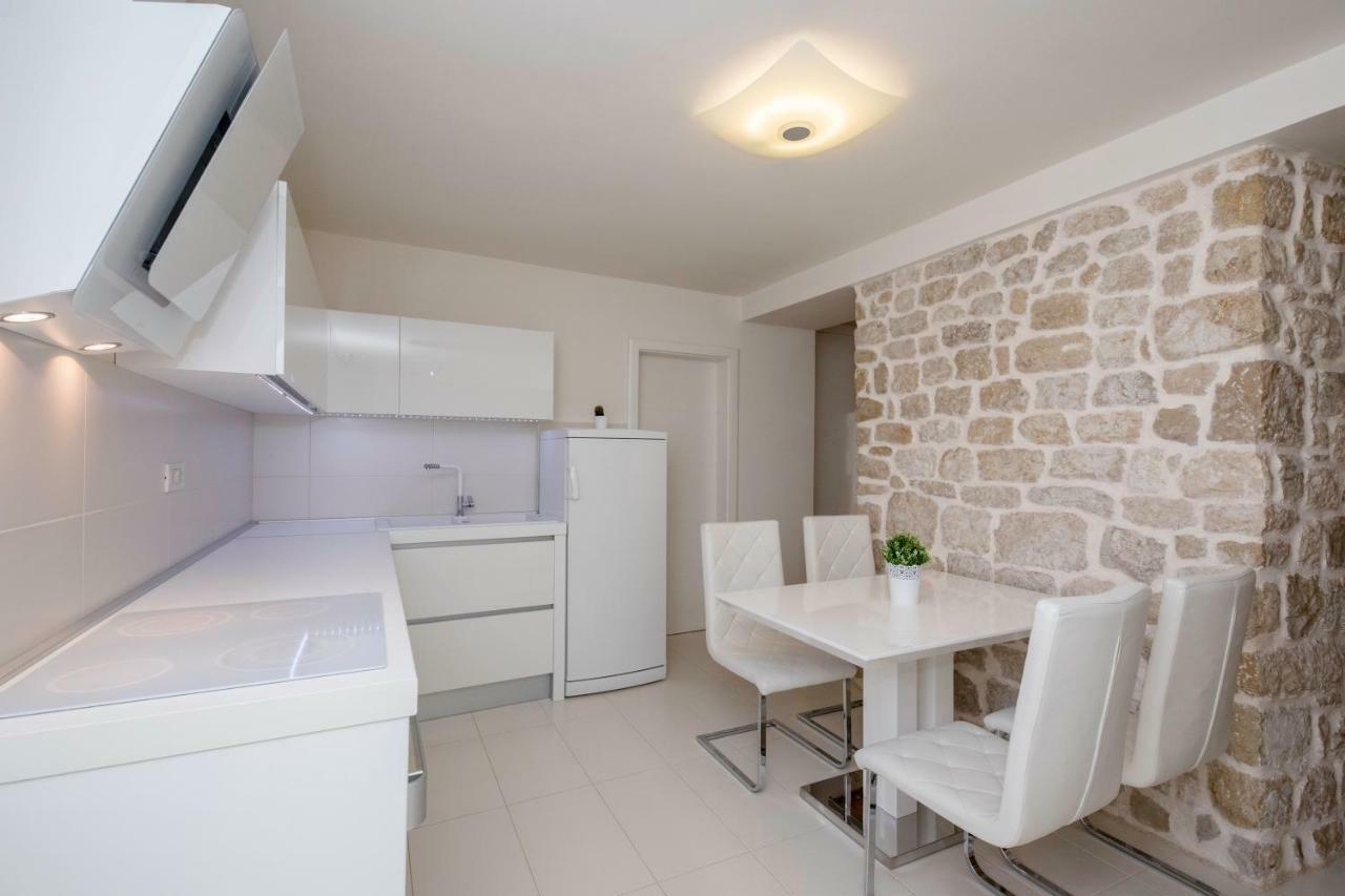 Villa Santino Rab Town Exterior photo